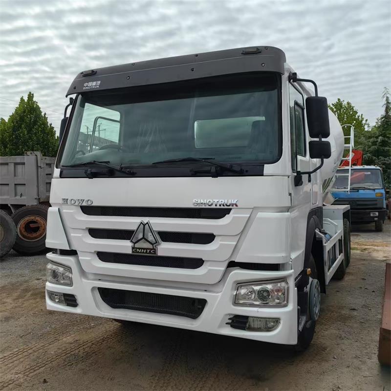HOWO 10 Wheel Concrete Cement Truck